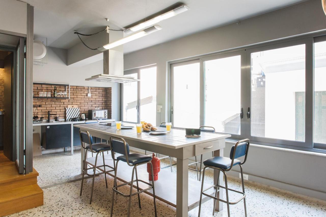 Artists' Favorite Spacious Loft Near Acropolis!! Афіни Екстер'єр фото