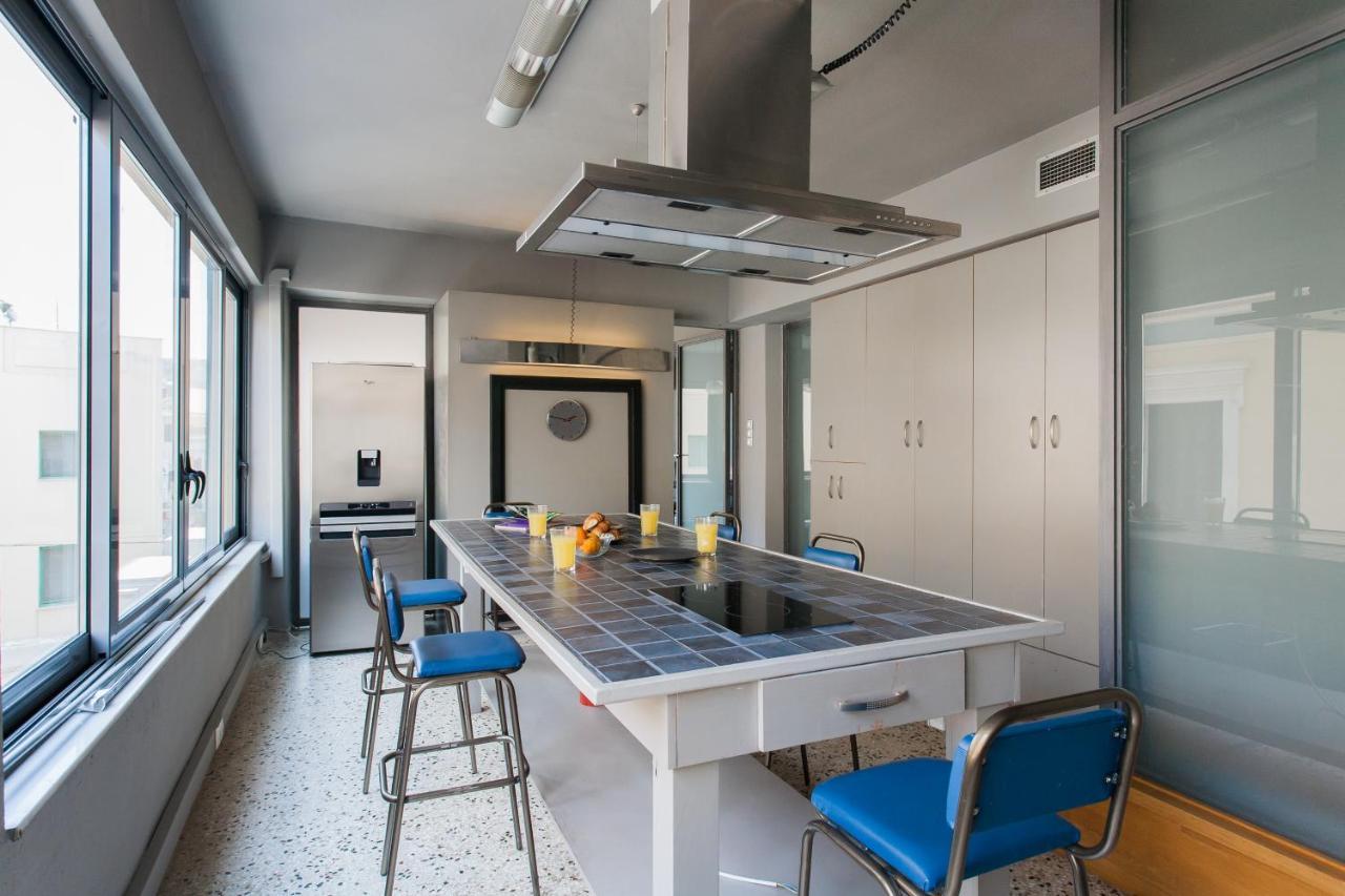 Artists' Favorite Spacious Loft Near Acropolis!! Афіни Екстер'єр фото